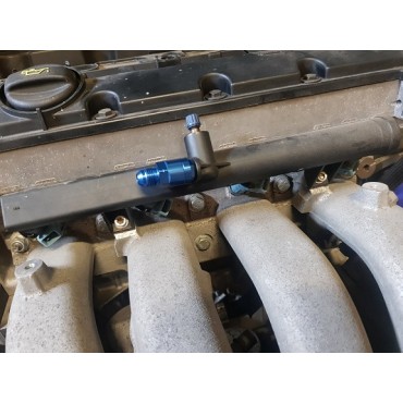 Raccord alu rampe d'alimentation essence Peugeot 206